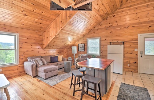 Mountain View Apartment | Updated Mtn View Studio w/Loft - Near River!