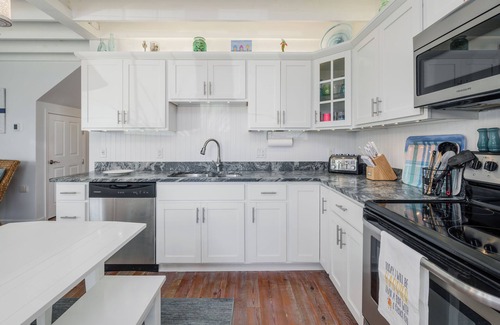 Rehoboth by the Sea House | Updated Ocean Block House Pet Friendly House