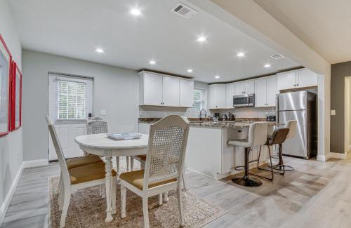 Brent House | Updated Pensacola Home about 7 Mi to Beach!