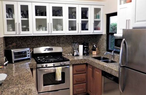 Cabo Bello House | Updated & Professionally Decorated- 5 Star LUXURY Ocean View Villa!