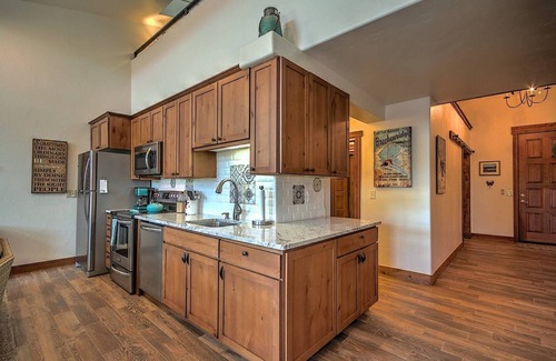 Frisco Condo | Updated Quiet Condo on Main St. in Downtown Frisco, Sleeps 4 (Downstairs Master + Upstaris Loft)