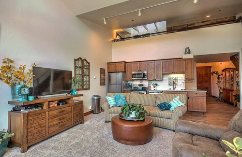 Frisco Condo | Updated Quiet Condo on Main St. in Downtown Frisco, Sleeps 4 (Downstairs Master + Upstaris Loft)