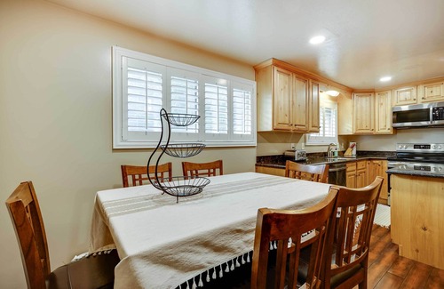 Taylorsville Apartment | Updated Ranch Apartment w/Deck - 9 Mi to Downtown