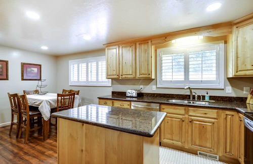 Taylorsville Apartment | Updated Ranch Apartment w/Deck - 9 Mi to Downtown