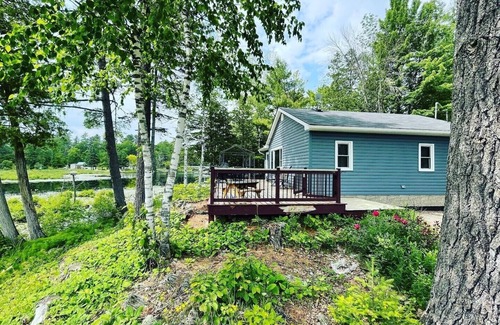Round Lake Cottage | Updated Riverfront Cottage with Lake Access & StarLink, for Recreationalists!