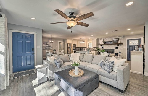 Royal House | Updated Royal Retreat on 5 Acres: 'Hidden Creek'