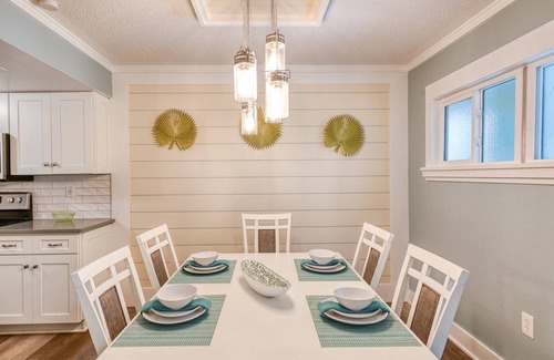 Butler Beach Condo | Updated! Steps to Pool and Beach Access, Minutes to Downtown Attractions, $300 in Free Tickets Daily