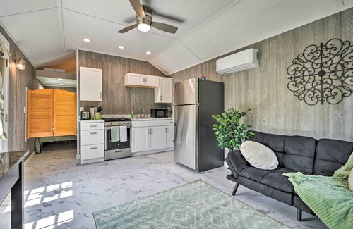 Berryville Apartment | Updated Tiny Home < 1 Mi to Berkeley Springs