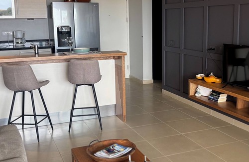 Sint Michiel Condo | Updated top-floor one-bedroom condo with amazing views in popular BlueBay Resort