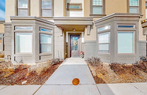 Cedar City House | Updated townhome with ensuite bedrooms, workstation, & aquatic center pass
