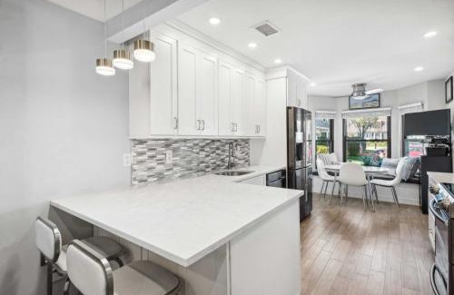 Southampton Apartment | Updated Townhouse in the Heart of the Hamptons