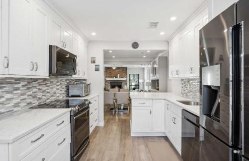 Southampton Apartment | Updated Townhouse in the Heart of the Hamptons