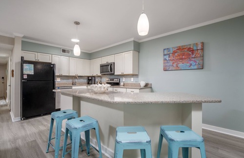 North Ocean City Condo | Updated Two bedroom, two bath bayside condo with large outdoor pool