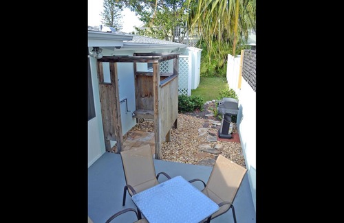 Siesta Key Condo | Updated unit with easy beach access on Siesta Key