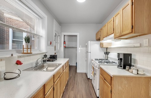 West Philadelphia Apartment | Upenn/Drexel Lovely 2BR Apt