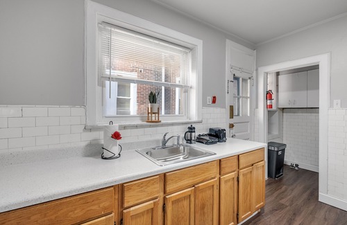 West Philadelphia Apartment | Upenn/Drexel Lovely 2BR Apt