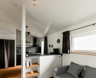 Regi House | Upes Māja