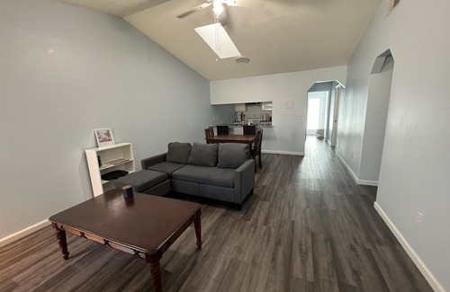 Tallahassee House | Upgraded 1/1 Townhouse Near FAMU FSU w/Backyard