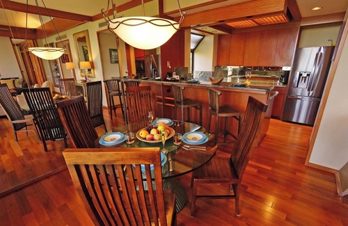 Kamuela Condo | Upgraded Oceanfront Terrace Condo - Private Beach Access!