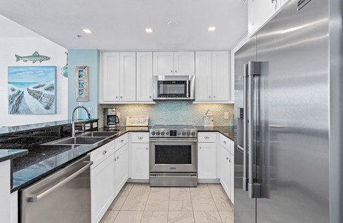 Panama City Beach Condo | UPGRADES GALORE! 12TH FLOOR UNIT! BCH SRVC INCL!