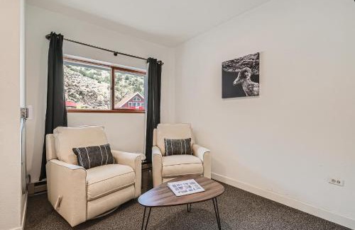 Idaho Springs Hotel | Uplift Inn