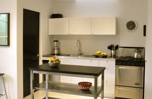 Historic Eastside Apartment | Upper Canyon Studio - Modern Santa Fe Getaway