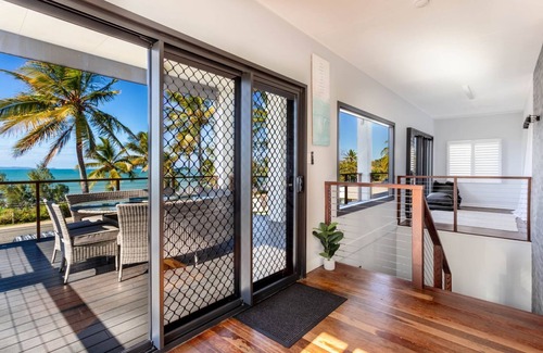 Lammermoor Beach House | Upper Level of this Beautifully Renovated Family Home on Lammermoor Beach.