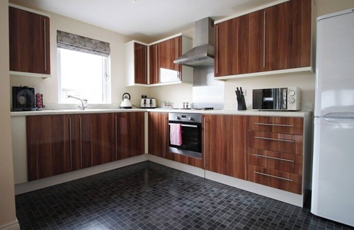 Newport Apartment | Upper Millennium by Tŷ SA - Free Parking