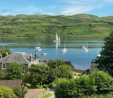 Tighnabruaich Apartment | Upper Villa, Tighnabruiach, Argyll & Bute