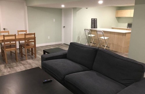 Highland House | Upscale 2-Bedroom Basement Apartment