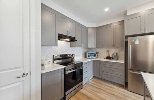 Ottawa Division House | Upscale 2BED | Central Barrhaven