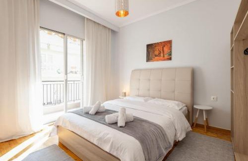 Ampelokipoi-Menemeni Apartment | Upscale and Spacious 3BR Home