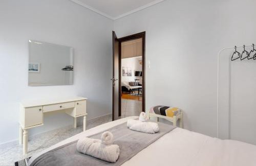 Ampelokipoi-Menemeni Apartment | Upscale and Spacious 3BR Home