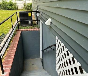 West Falls Church Apartment | Upscale Apartment in Fall Church