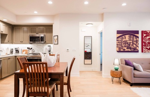 Rolling Hills Estates Condo | Upscale Condo - Gym, Game Room, Coffee Shop
