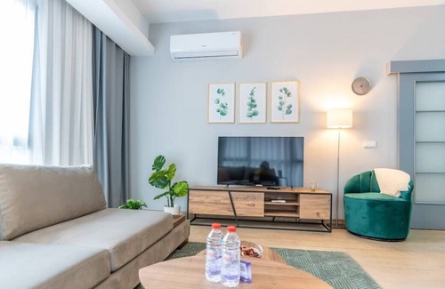 Alibeykoy Apartment | Upscale Comfort: Luxurious 2BR Apt