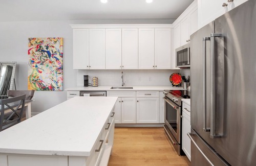 Murray Hill Condo | Upscale Condo in Annapolis