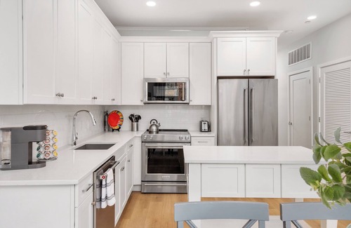 Murray Hill Condo | Upscale Condo in Annapolis