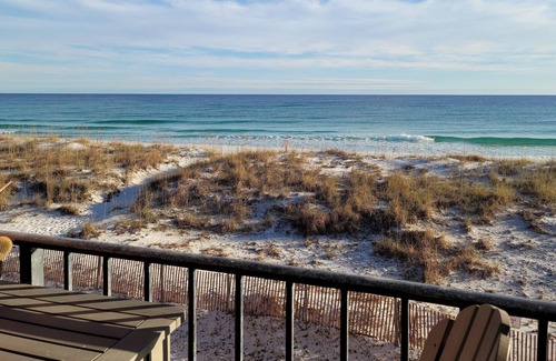 Pensacola Beach Condo | Upscale condo just steps to the white sand and emerald-green water!