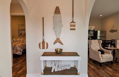 Galveston Condo | Upscale contemporary space with great views and great location!