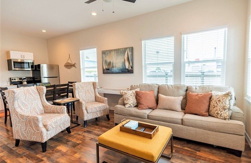 Galveston Condo | Upscale contemporary space with great views and great location!