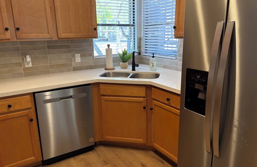 Copper Canyon Condo | Upscale ground level condo, 2 king beds, heated pools, golf