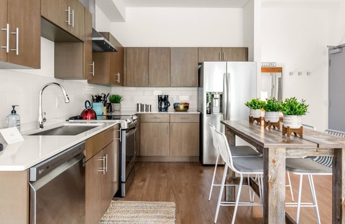 Edgehill Condo | Upscale Gulch View Getaway with WiFi, Patio, Seasonal Pool, & Gym - 1 Dog OK