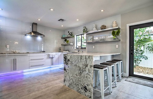 Santa Barbara Estates House | Upscale Home w/Hot Tub: Walk to Pompano Beach!