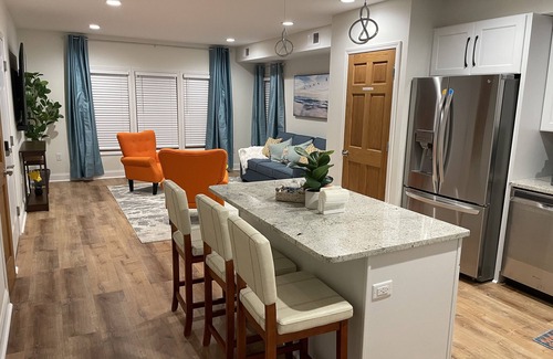 Rochester Apartment | Upscale King Suite—Steps from Mayo Clinic Hospital