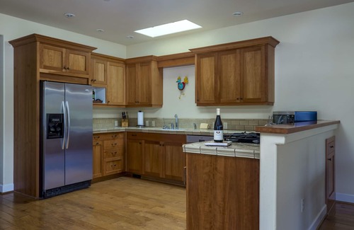 Avila Beach Condo | Upscale Living in Downtown Avila Beach