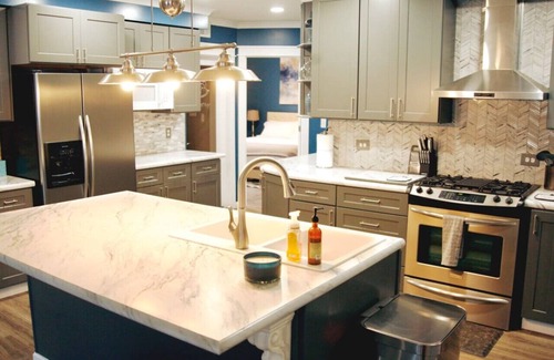Ludington House | Upscale luxury home just a few blocks from beach