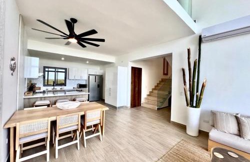 La Ceiba Apartment | Upscale Playa Bonita Loft with Pool & Ocean Views