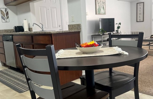 Mount Pleasant Apartment | Upstairs 2-Bed 2-Bath Near CMU