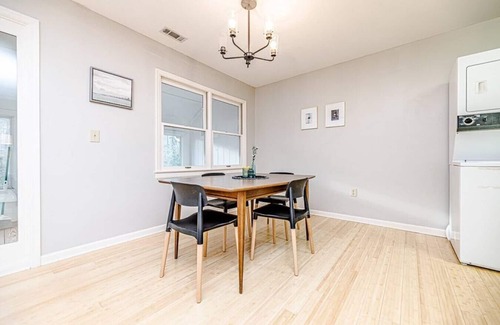 Southern Pines House | Upstairs at the Estate - Across from SP Golf Club